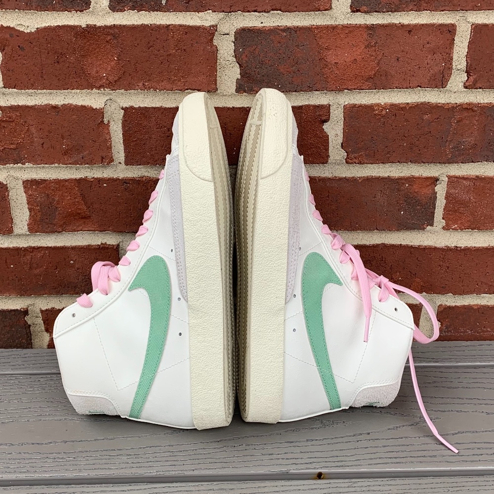 NEW-Nike Blazer Mid '77 Vintage Sneaker (men’s 9/women’s 10.5) NWOT - Picture 7 of 13